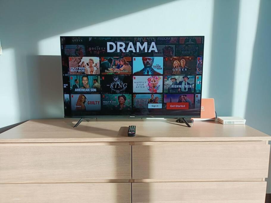 0511 Almas W/sofa Bed 4pax Netflix By Apartment *